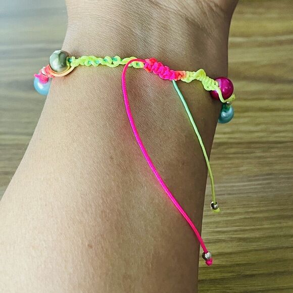 Handmade Beaded Braided Charm Bracelet Multicolor Women New - Picture 8 of 8